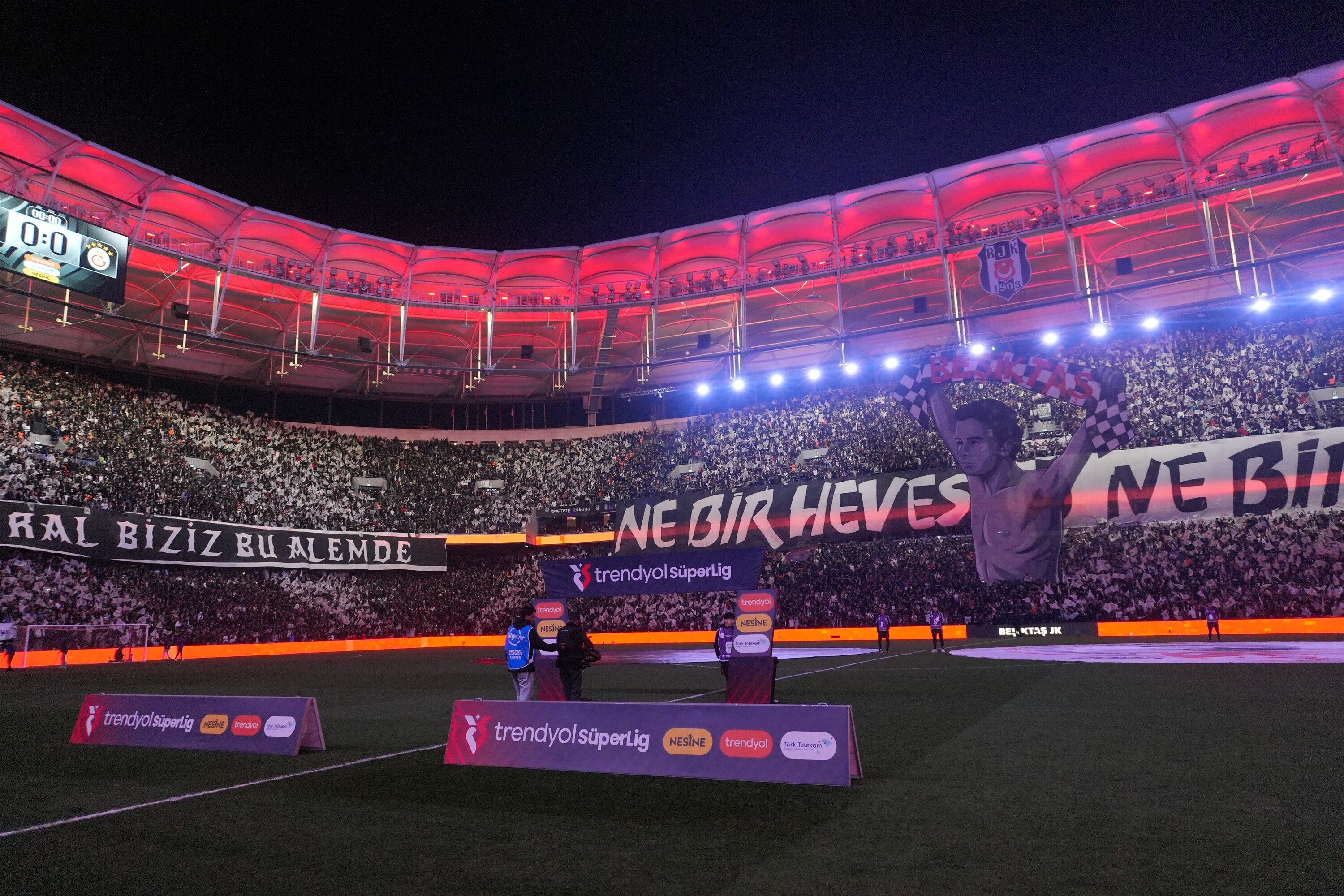 B E S I K T A S G A L A T A S A R A Y D E R B I S I N D E T A R A F T A R 1201118 357207